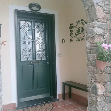 Casa L'unicorno Con Giardino Privato * 레반토
