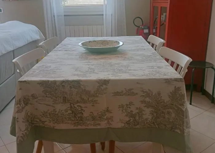 Casa L'unicorno Con Giardino Privato Vakantiehuis *